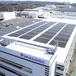 太陽光発電設備が導入されたパナソニックコネクトの神戸工場＝神戸市西区高塚台１（同社提供）