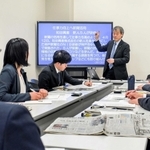 和田興産で２日間のプログラムで実施されたＮＩＢ研修＝神戸市中央区栄町通４
