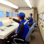 引退が発表されたドクターイエローの車内（ＪＲ西日本提供）