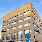 兵庫ひまわり信用組合の本店＝神戸市長田区松野通１