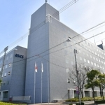 アシックス本社＝２０１９年１２月２４日、神戸市中央区港島中町７（撮影・秋山亮太）