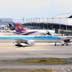 ９月４日に開港３０周年を迎える関西空港。多彩な旅客機が発着する