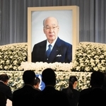 多くの関係者が参列した古野清賢さんのお別れの会＝神戸市中央区港島中町６、神戸ポートピアホテル