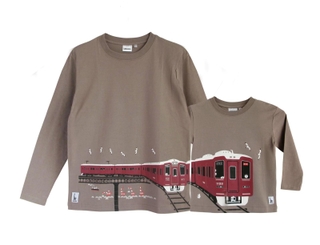 高松の催事で販売する「ウミキリン」の阪急電車のイラスト入りＴシャツ（神戸阪急提供）