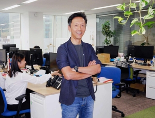 「今は第３創業期」と語るシン・エナジーの乾正博社長＝神戸市中央区御幸通８