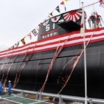 進水した潜水艦「ちょうげい」＝神戸市兵庫区和田崎町１