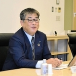 ２０２４年９月中間決算を発表するシスメックスの浅野薫社長＝神戸市中央区脇浜海岸通１