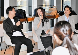 特許情報を介した連携の取り組みを振り返るスタートアップや企業の担当者ら＝神戸市中央区加納町４、アンカー神戸