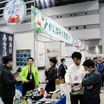 北陸の業者が集まる支援ブースも設けられた会場＝東京都江東区、東京ビッグサイト