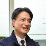 三菱電機高周波光デバイス製作所の増田健之所長＝伊丹市瑞原４