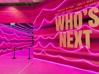 国際的なファッション見本市「Ｗｈｏ’ｓ　Ｎｅｘｔ　２０２５」の会場＝パリ国際展示場（神戸レザー協同組合提供）