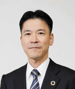 持丸秀樹氏