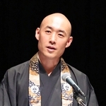 基調講演で話す僧侶の松本紹圭さん＝神戸市中央区港島中町６、神戸ポートピアホテル（撮影・小林良多）