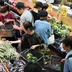 バローホールディングス傘下の生鮮特化型スーパー「八百鮮」の垂水駅前店＝昨年10月、神戸市垂水区神田町