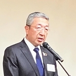 「ＭＵＦＧ震災３０年式典」であいさつする三菱ＵＦＪ銀行の早乙女実副頭取＝神戸市中央区港島中町６、神戸ポートピアホテル