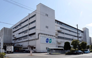 ３月22日をもって稼働を終えるコープこうべの「六甲アイランド食品工場」＝神戸市東灘区向洋町西２