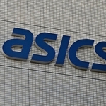 アシックス本社＝２０１９年１２月２４日、神戸市中央区港島中町７（撮影・秋山亮太）