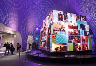 完成したパソナグループのパビリオン「パソナネイチャーバース」の館内＝２日午後、大阪・夢洲（撮影・丸山桃奈）