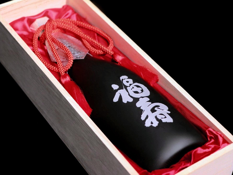 1本100万円の大吟醸酒「福寿」、限定5本が完売 神戸酒心館が全額寄付