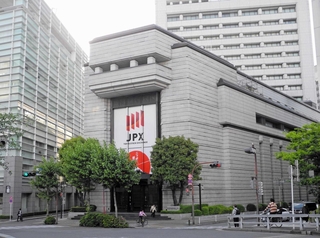 東京証券取引所。時代は変わっても日本経済の心臓部であり続けてきた＝東京都中央区日本橋兜町