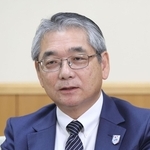 インタビューに応じるＪＲ西日本の倉坂昇治社長＝２１日、大阪市北区芝田２（撮影・丸山桃奈）