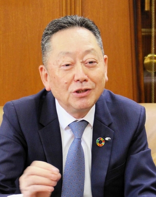山本良一氏