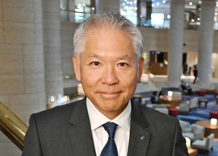 中内仁氏