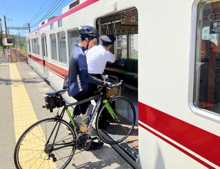 神戸電鉄が実証実験するサイクルトレインの乗車イメージ（同社提供）
