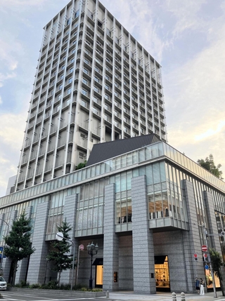 関電不動産開発が１２月に開設予定のシェアオフィスが入る「神戸旧居留地２５番館」。２階部分に入居する＝神戸市中央区京町