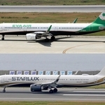 エバー航空（上）とスターラックス航空の航空機＝いずれも神戸空港