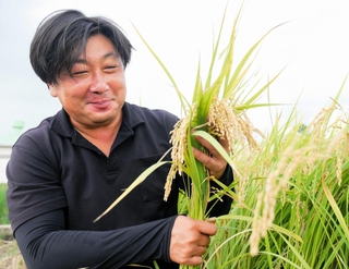 「コ・ノ・ホ・シ」を開発した兵庫県立農林水産技術総合センター主任研究員の篠木佑さん＝加西市別府町