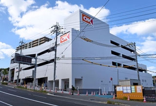 １２月３日にオープンする「オーケー垂水小束山店」＝神戸市垂水区小束山本町４