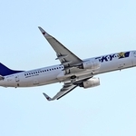 神戸空港を離陸したスカイマーク機＝神戸市中央区