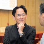 アシックス常務執行役員・最高財務責任者の林晃司氏＝神戸市中央区港島中町６、神戸ポートピアホテル