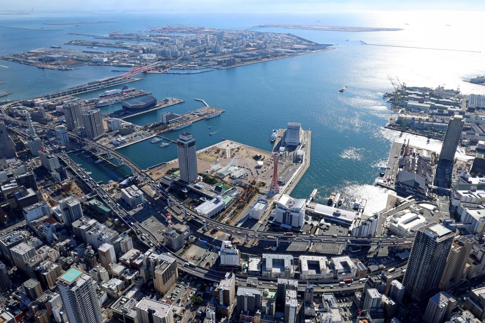 つながる 兵庫と世界＞（1）グローバル化 海と空から描く新時代|経済