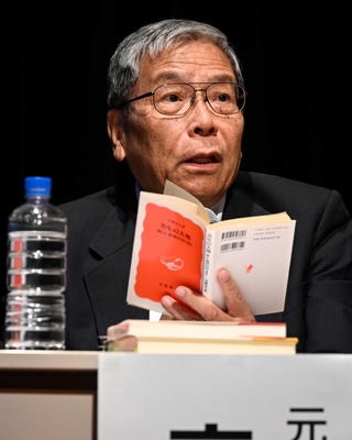 元岩波書店編集部長・高村幸治氏