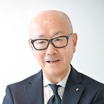 取材に応じるフェリシモの矢崎和彦社長＝神戸市中央区新港町（撮影・大田将之）