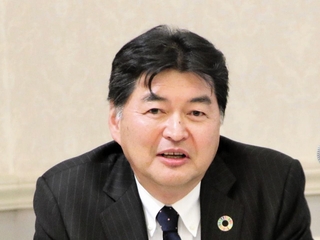 阪神電気鉄道の久須勇介社長＝大阪市北区