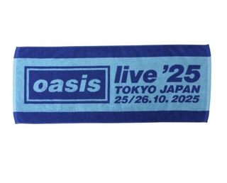 オアシス日本公演の日付が入ったタオル（神戸阪急提供）