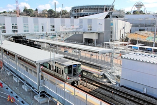 来年３月14日の開業が決まったＪＲ山陽線手柄山平和公園駅。工事は大詰めを迎えている＝姫路市西延末