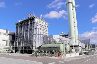 １月１日に本格稼働する大阪ガス姫路天然ガス発電所１号機の外観＝姫路市飾磨区妻鹿日田町