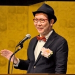 生命の進化について話す福岡伸一さん＝神戸市中央区港島中町６