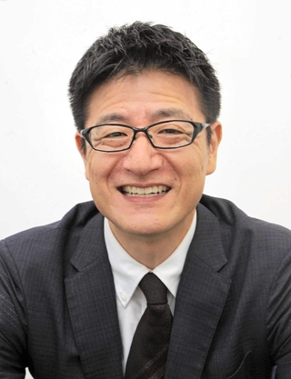 シュゼット・ホールディングスの蟻田剛毅社長＝西宮市久保町、同社