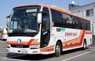 高速バス路線「神戸ーあべの橋線」（仮称）の運行を予定する神姫バスの車両（同社提供）