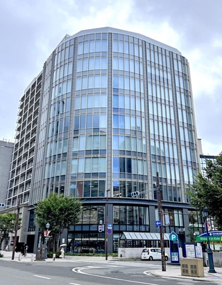 アシックスの本社が入る大和神戸ビル＝神戸市中央区三宮町１