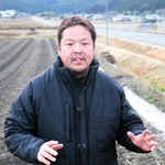 インタビューに応える兵庫県農業法人協会の原智宏会長＝丹波篠山市味間奥