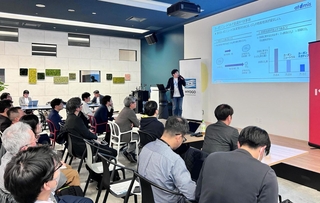 支援を受けたスタートアップが発表したイベント＝神戸市中央区浪花町、起業プラザひょうご