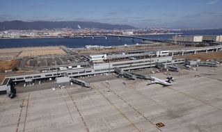 神戸空港＝２０２２年１月、神戸市中央区神戸空港１