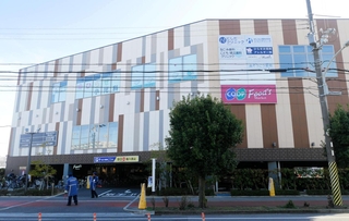 「営業終了候補店」になったコープ西宮南＝西宮市東町１