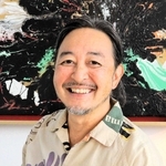 ファミリアの岡崎忠彦社長＝神戸市中央区磯上通４